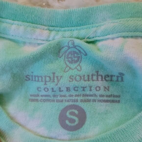 Simply SOUTHERN WOMEN'S CLASSIC TURTLE T-SHIRT, SIZE SMALL - Picture 3 of 6
